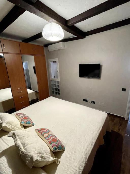 Bereli Beach Apartment Melenara Bagian luar foto